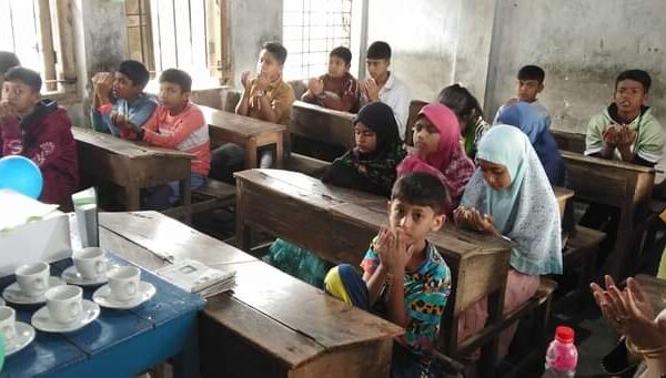 কলারোয়া শিশু ল্যাবরেটরী স্কুলে ৫ম শ্রেণির শিক্ষার্থীদের বিদায় ও দোয়া অনুষ্ঠান