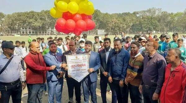 সাঁতার প্রতিযোগিতা ও পুরস্কার বিতরণ: সাতক্ষীরায় ক্রীড়া পরিদপ্তরের বার্ষিক কর্মসূচি উদযাপন