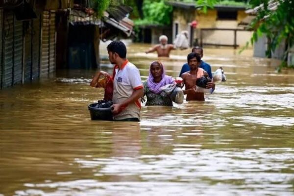 বঙ্গোপসাগরে নিম্নচাপ: ৬ জেলায় বন্যার শঙ্কা!